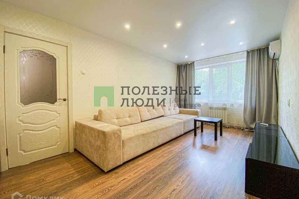 Сдаётся 2-комнатная квартира, 55 м²
