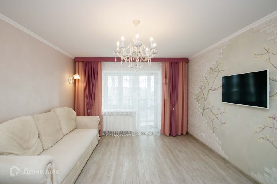 Продаётся 2-комнатная квартира, 76.8 м²
