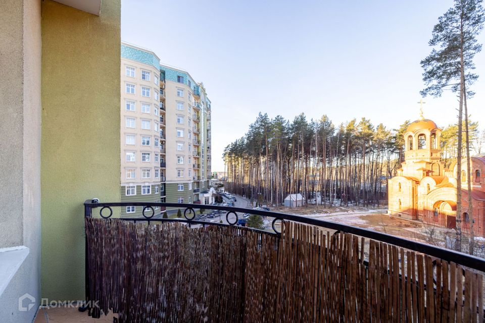 Продаётся 3-комнатная квартира, 124.8 м²