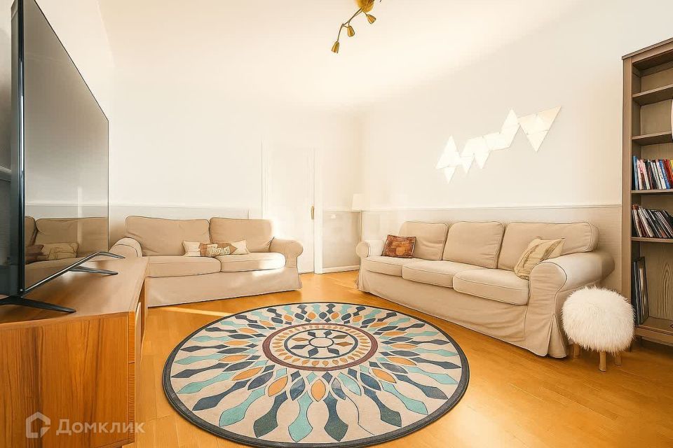 Продаётся 2-комнатная квартира, 62 м²