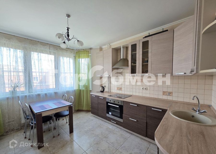 Сдаётся 2-комнатная квартира, 60 м²