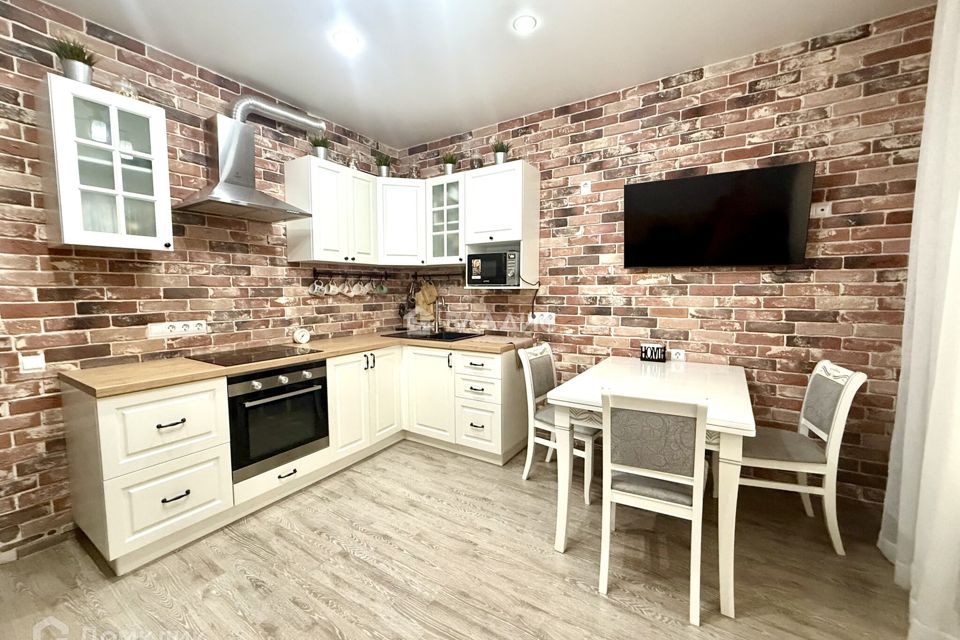 Продаётся 1-комнатная квартира, 43.1 м²