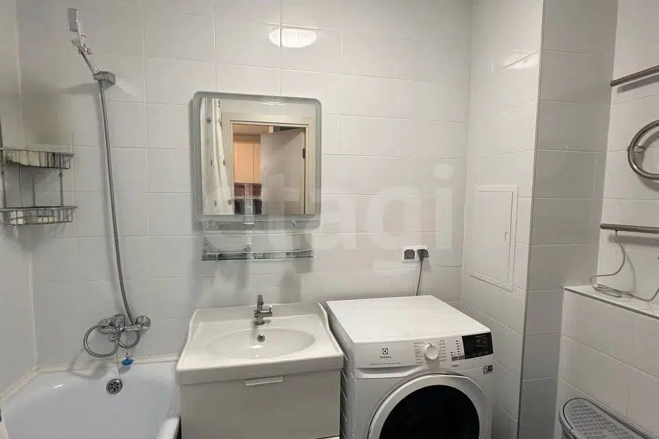 Продаётся 1-комнатная квартира, 40.3 м²