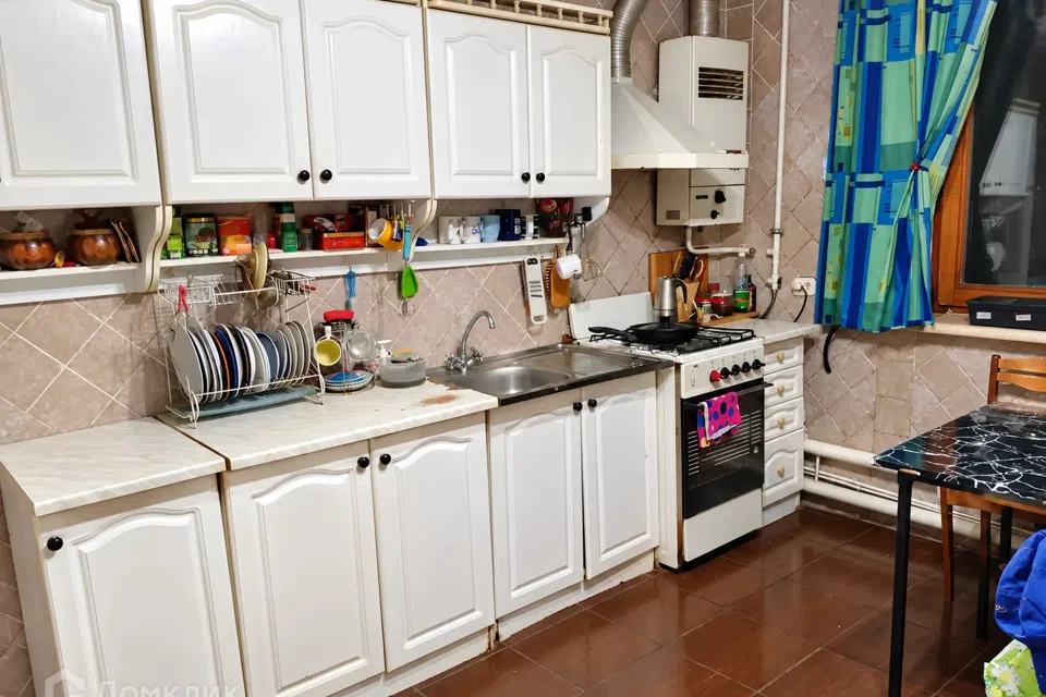 Продаётся 2-этажный дом, 140 м²