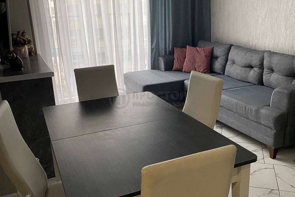 Продаётся 2-комнатная квартира, 55.2 м²
