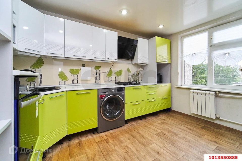 Продаётся 3-комнатная квартира, 80 м²