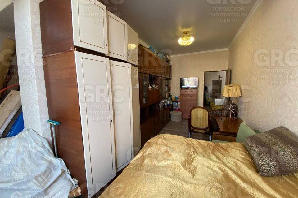 Продаётся 2-комнатная квартира, 55.6 м²
