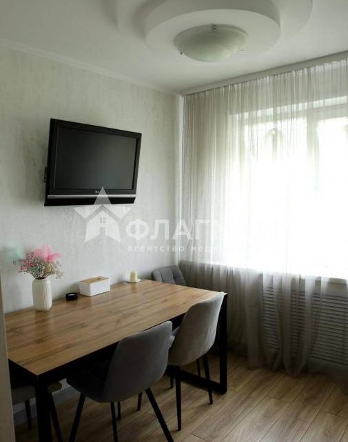 Сдаётся 3-комнатная квартира, 57.1 м²