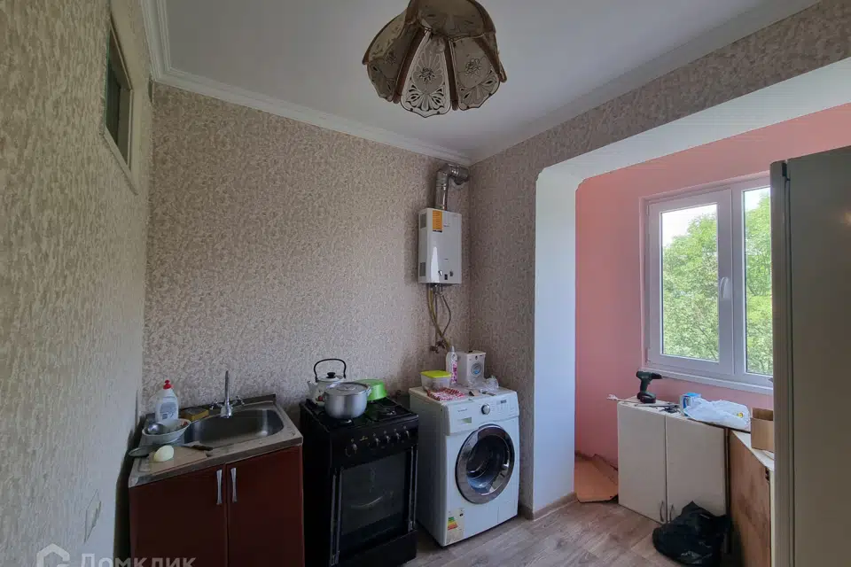 Продаётся 2-комнатная квартира, 42.4 м²