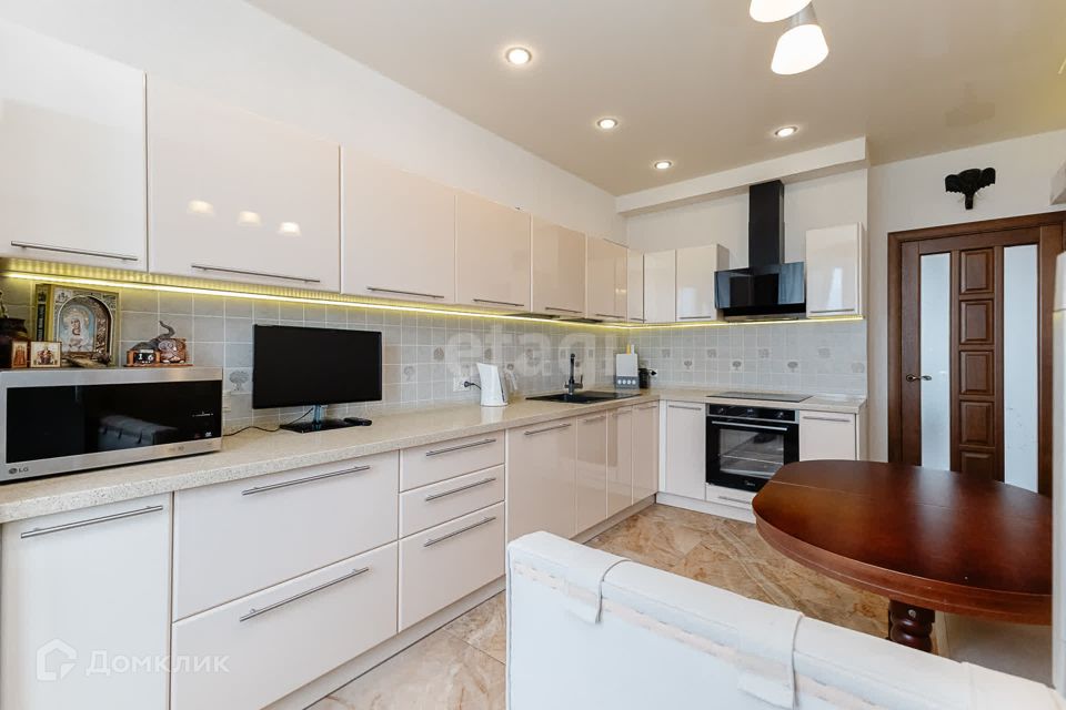 Продаётся 3-комнатная квартира, 81.9 м²