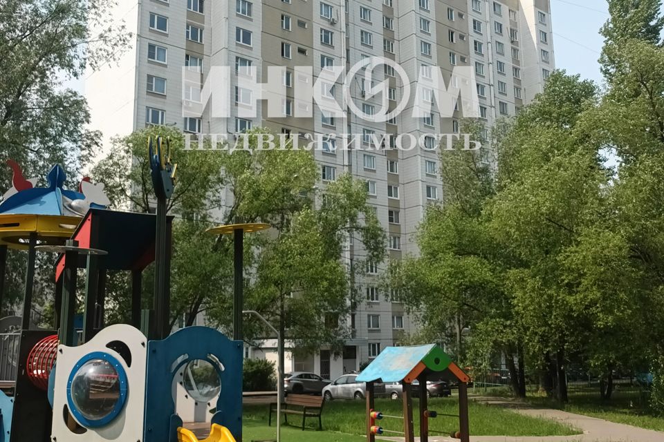 Продаётся 3-комнатная квартира, 72.8 м²