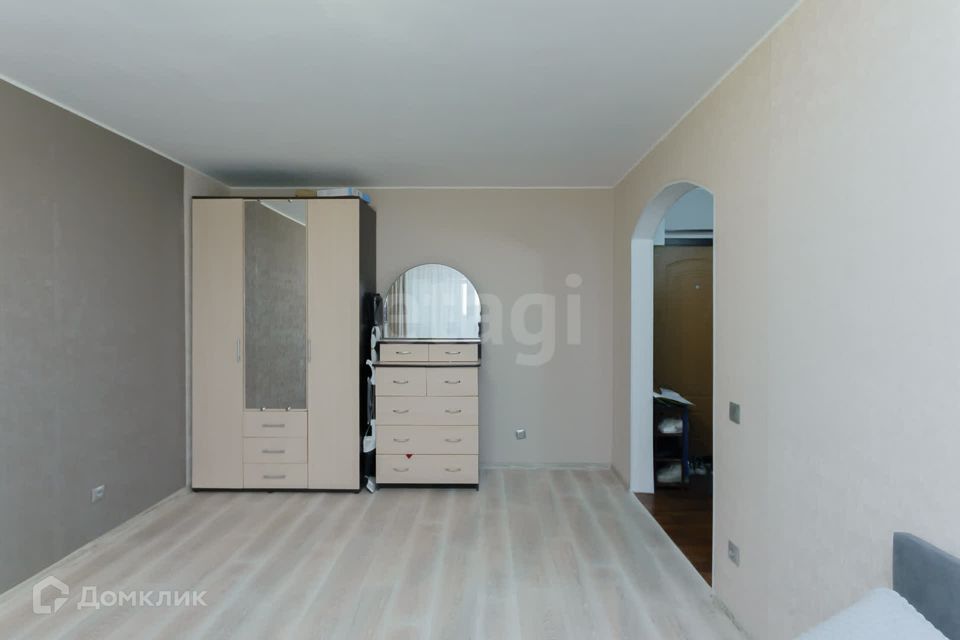 Продаётся 1-комнатная квартира, 42.1 м²