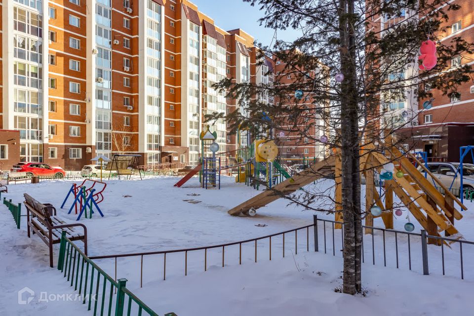 Продаётся 2-комнатная квартира, 67.4 м²