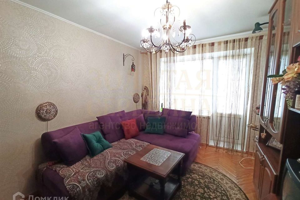 Продаётся 3-комнатная квартира, 53.5 м²