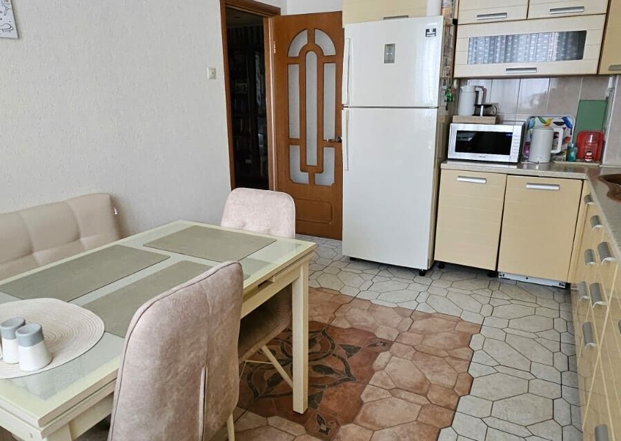 Продаётся 3-комнатная квартира, 84.6 м²