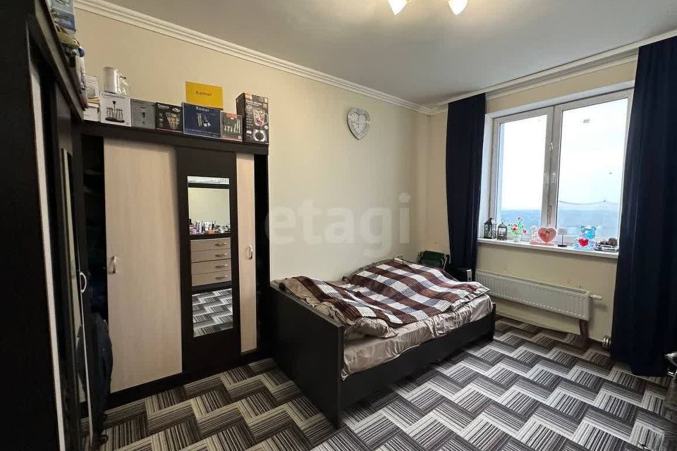 Продаётся 4-комнатная квартира, 119.7 м²