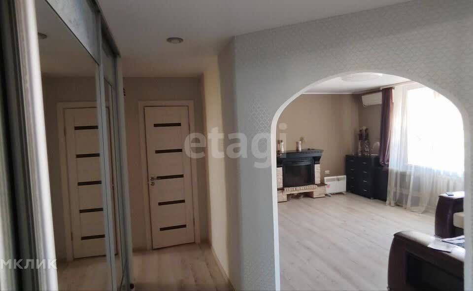 Продаётся 2-комнатная квартира, 60 м²