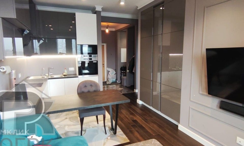 Продаётся 2-комнатная квартира, 71.5 м²