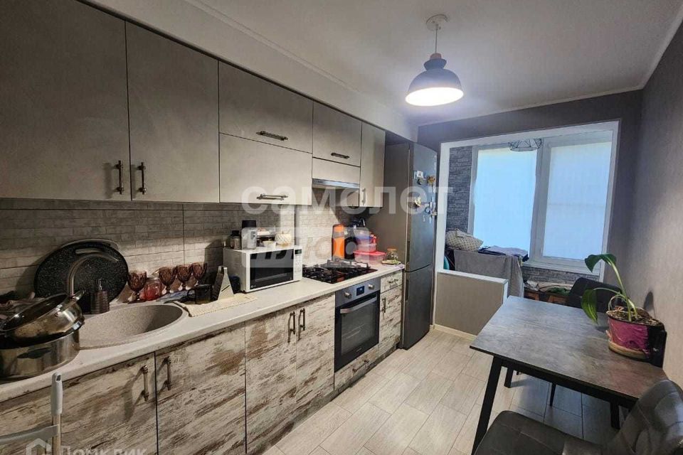 Продаётся 3-комнатная квартира, 72 м²