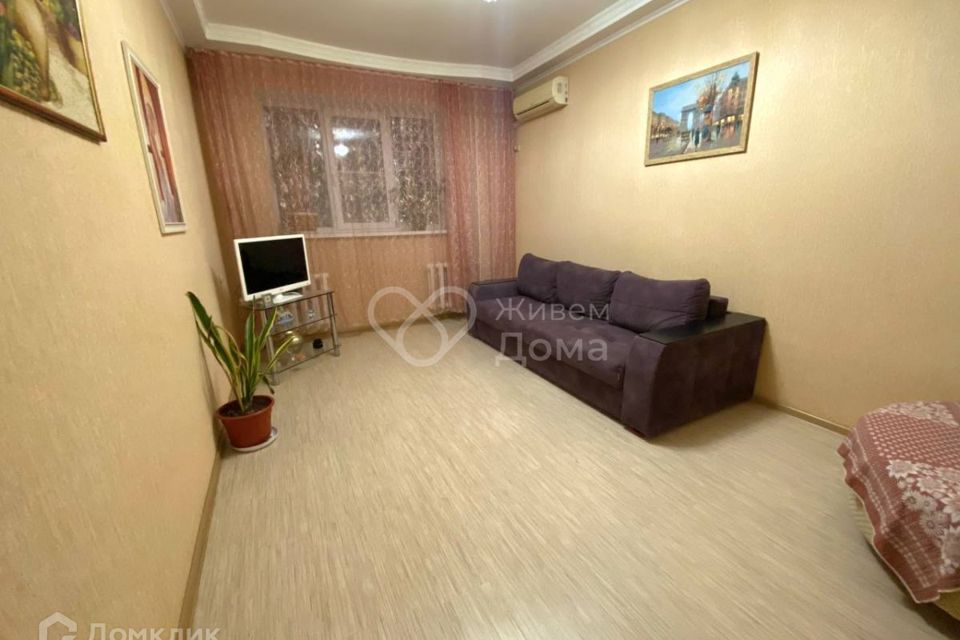 Продаётся 2-комнатная квартира, 68.8 м²