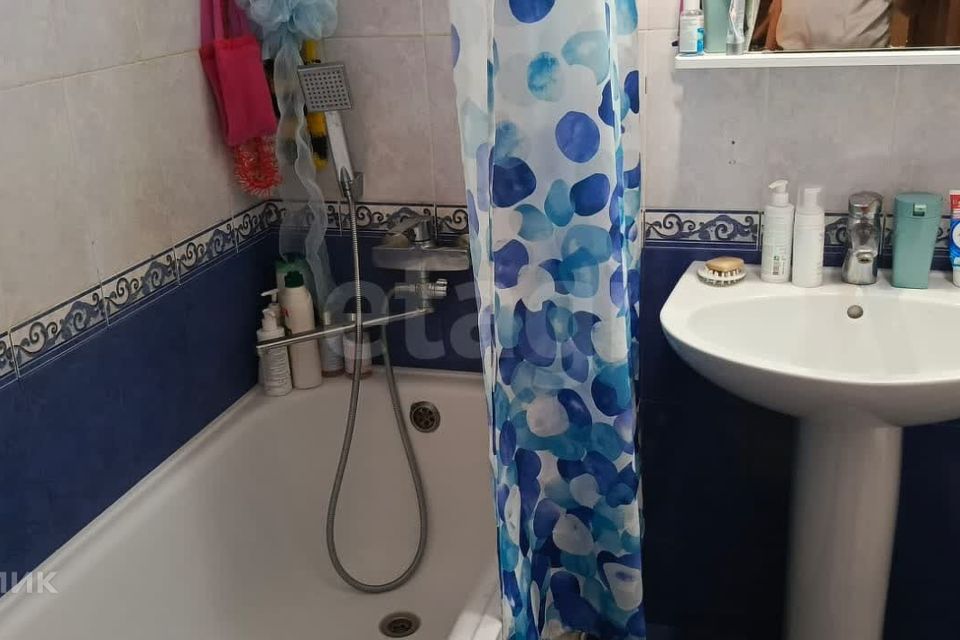 Продаётся 1-комнатная квартира, 41.4 м²