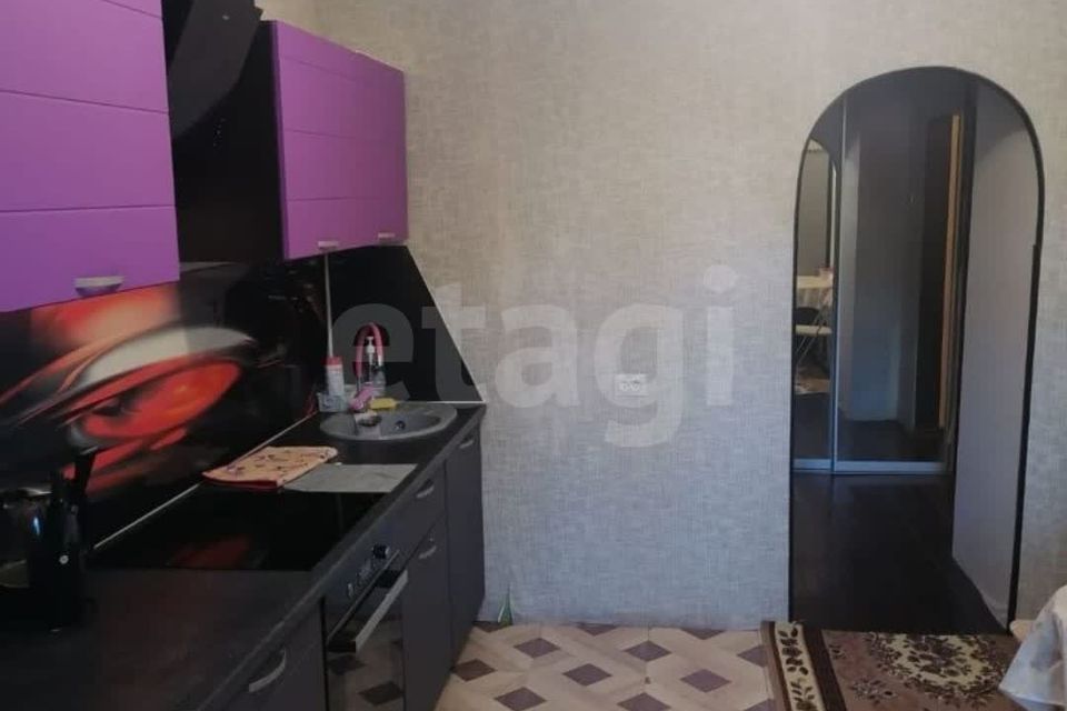 Продаётся 1-комнатная квартира, 39.8 м²