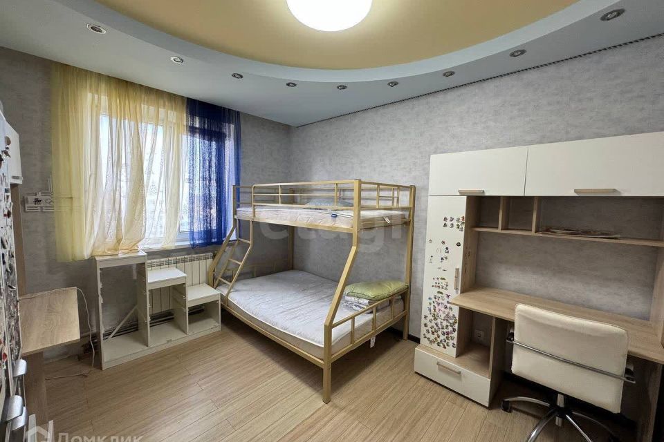 Продаётся 3-комнатная квартира, 63.3 м²