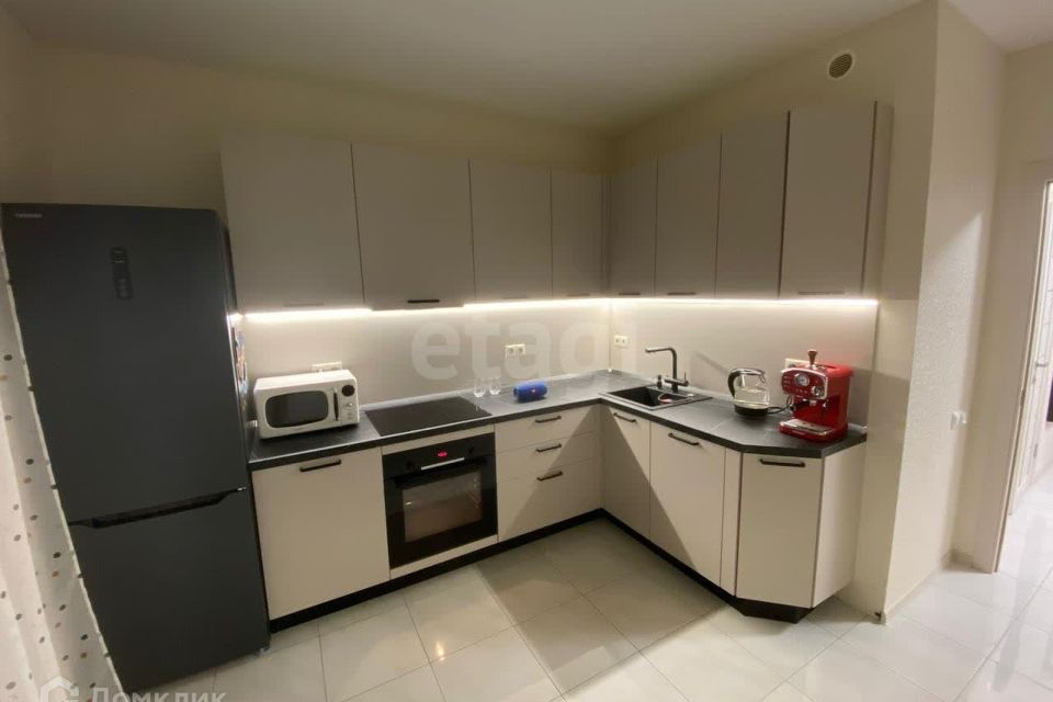 Продаётся 1-комнатная квартира, 44.7 м²