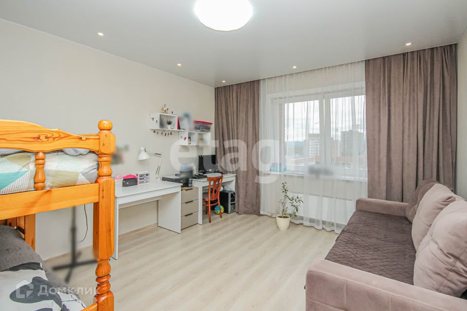 Продаётся 2-комнатная квартира, 56.9 м²