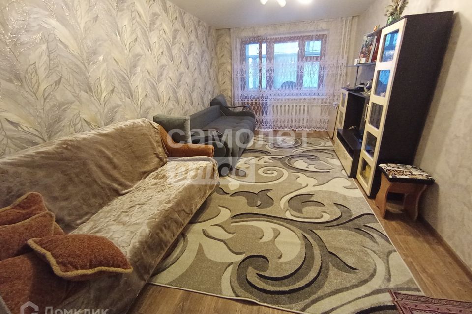 Продаётся 3-комнатная квартира, 57.4 м²