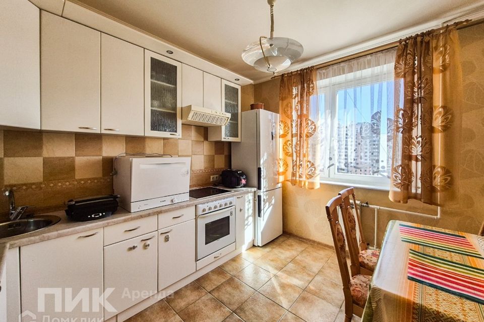 Сдаётся 2-комнатная квартира, 53.5 м²