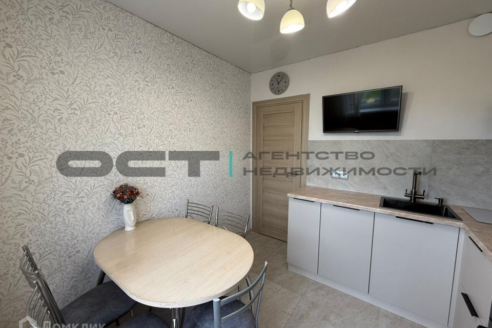 Продаётся 4-комнатная квартира, 78.1 м²