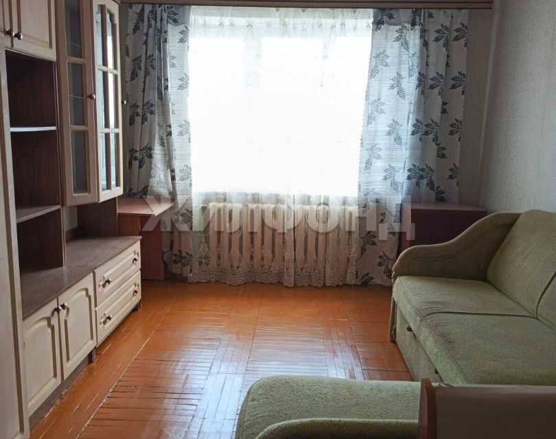 Продаётся 2 комнаты в 2-комн. квартире, 33 м²