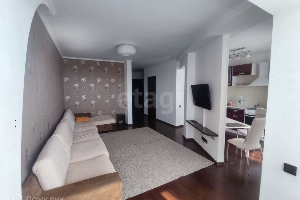 Продаётся 2-комнатная квартира, 69 м²