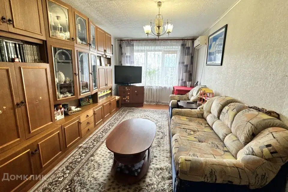 Продаётся 3-комнатная квартира, 58.6 м²