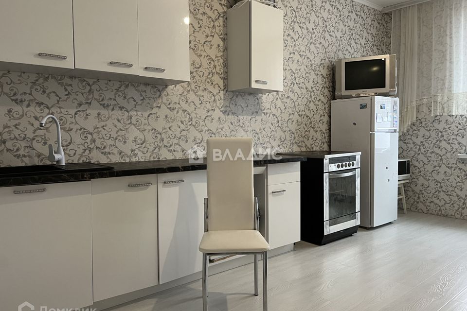 Продаётся 2-комнатная квартира, 93 м²
