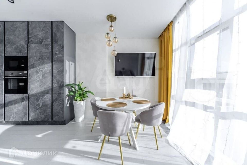 Продаётся 2-комнатная квартира, 62 м²