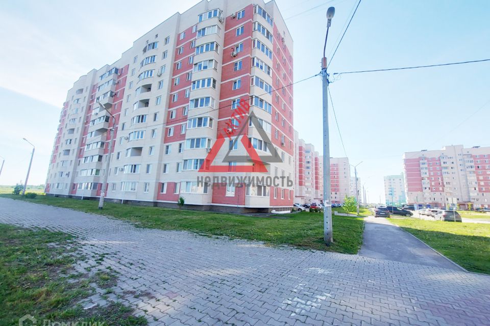 Продаётся 1-комнатная квартира, 37.9 м²
