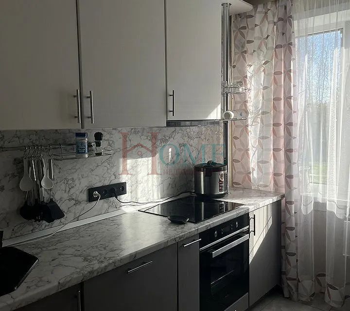 Сдаётся 4-комнатная квартира, 73 м²