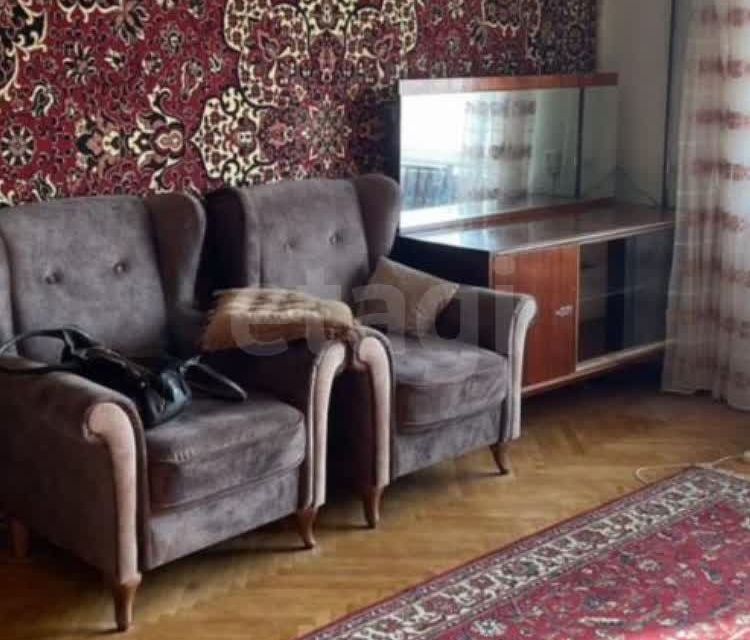 Продаётся 3-комнатная квартира, 61.6 м²