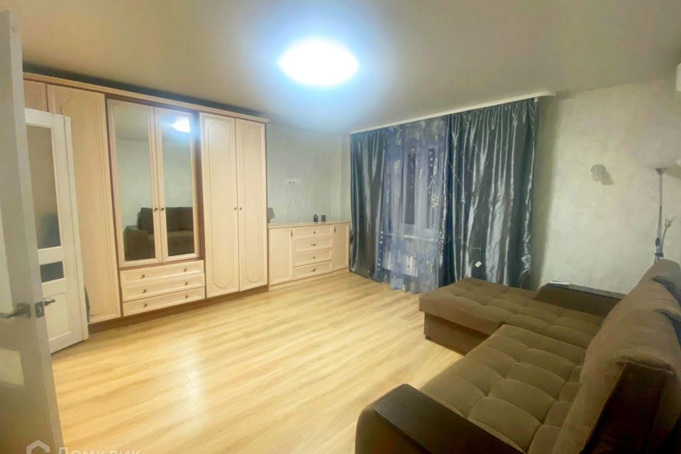 Сдаётся 1-комнатная квартира, 40 м²