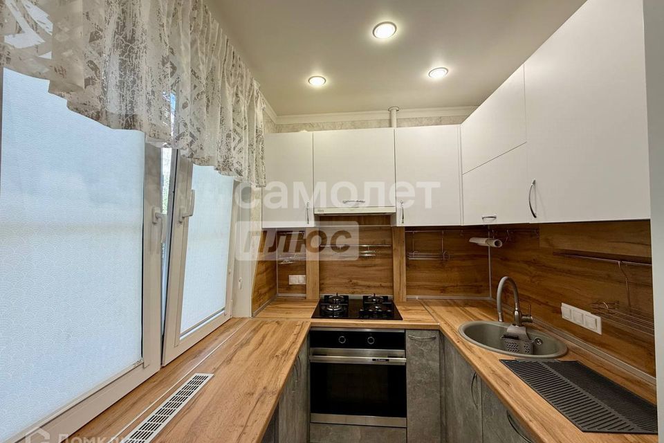 Продаётся 3-комнатная квартира, 60.2 м²