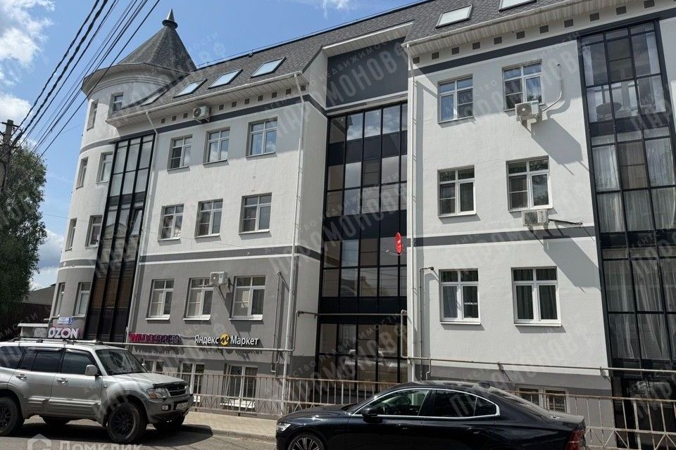 Продаётся 2-комнатная квартира, 77 м²