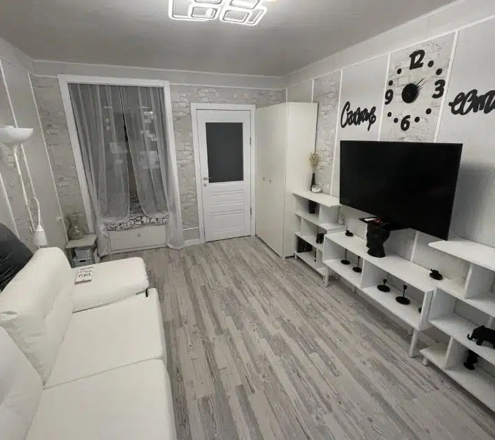 Продаётся 3-комнатная квартира, 60 м²