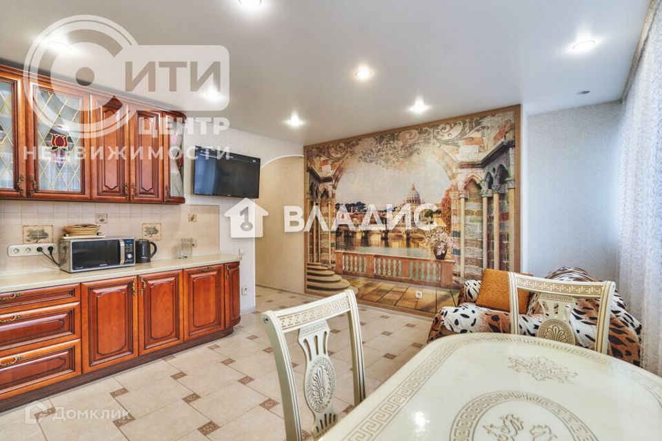 Продаётся 3-комнатная квартира, 85.3 м²