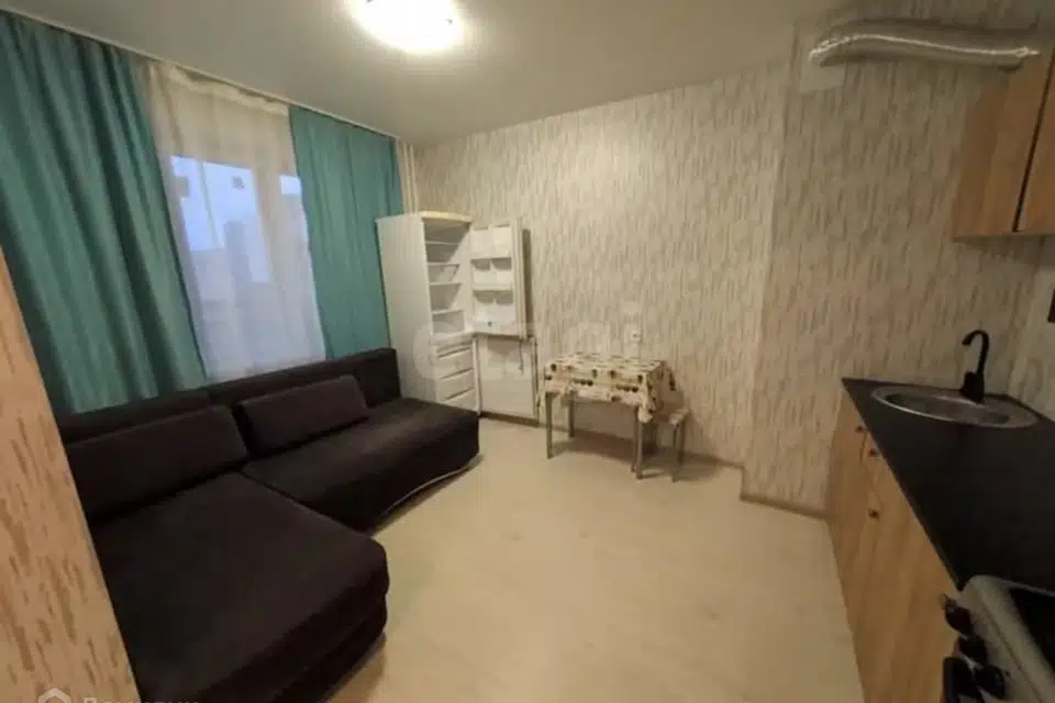 Продаётся 1-комнатная квартира, 43.8 м²