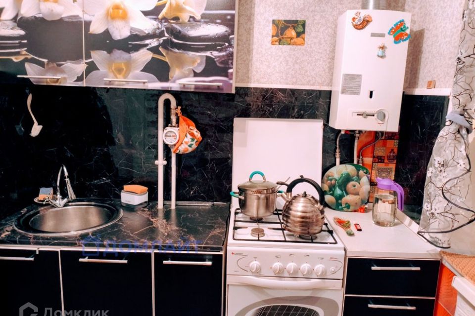 Продаётся 3-комнатная квартира, 60 м²