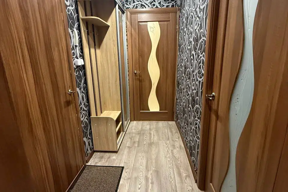 Продаётся 3-комнатная квартира, 56.8 м²