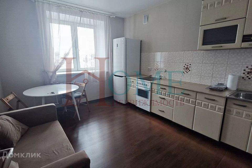 Сдаётся 1-комнатная квартира, 43 м²