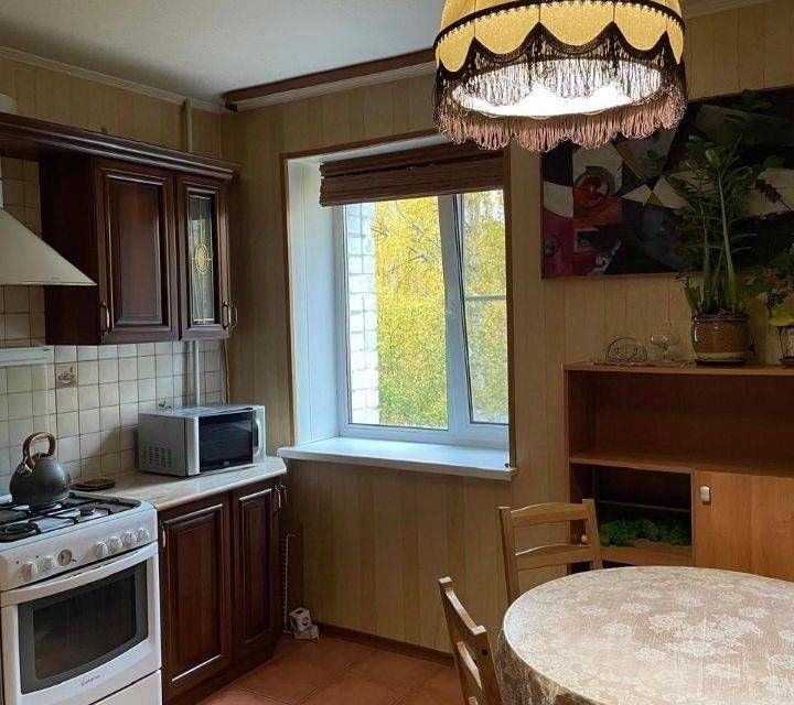 Сдаётся 2-комнатная квартира, 61 м²